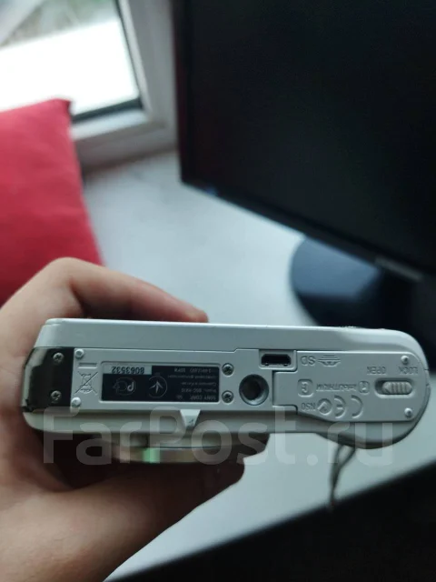 Sony Cyber-shot DSC-HX10V. 15 - 19.9 ��, ���: 14� � ����� ����