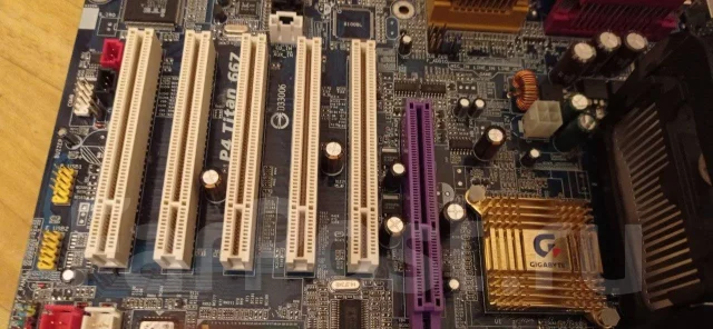 AMD ����