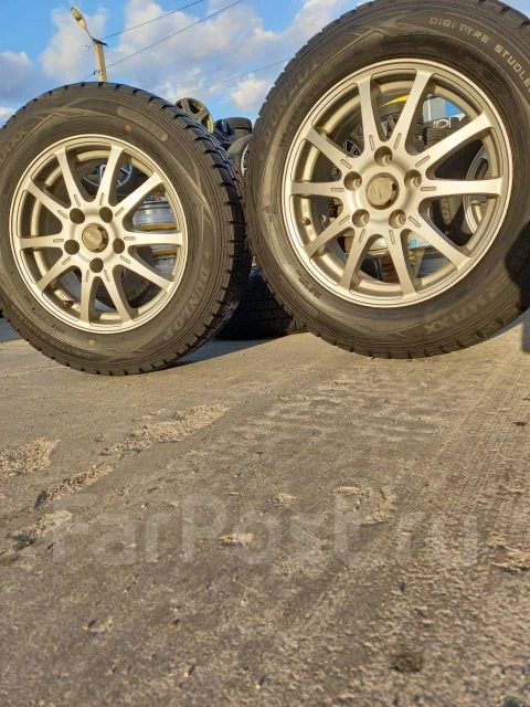 Momo Quantum. 6.0x15", 5x114.3, ET40 ����