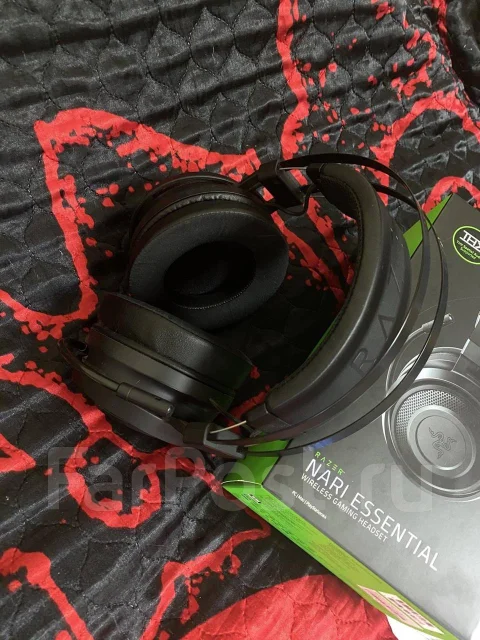 Razer Nari Essential ����