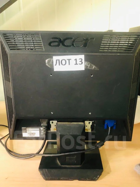 Acer. 17" ����