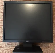 Acer. 19" ����