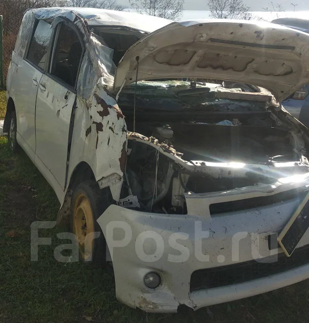 Toyota Voxy. �������, 4wd, ������, ��� ��� ����