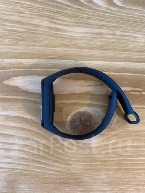 Xiaomi Mi Band 4. NFC ����