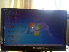 DNS. 15.6" ����