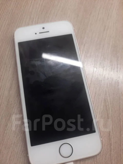 Apple iPhone SE. �/�, ������� ����