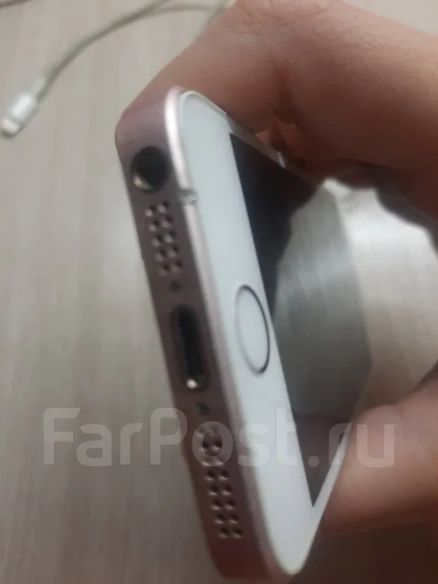 Apple iPhone SE. �/�, ������� ����