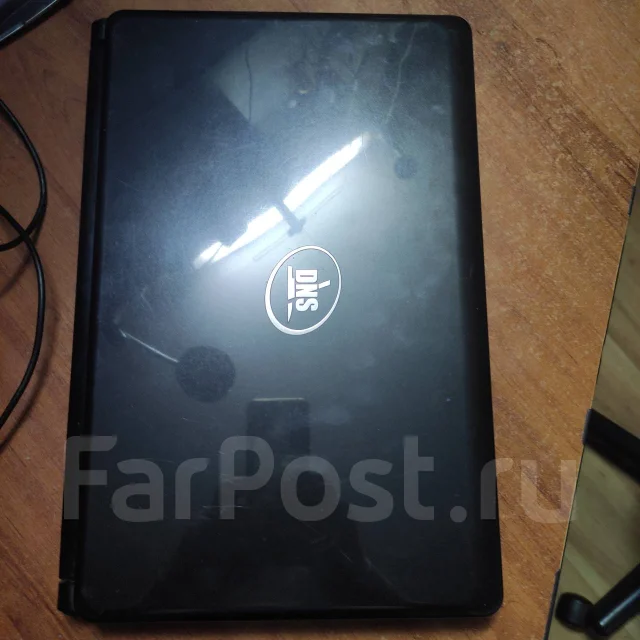 DNS. 15.6", 1,9����, ��� 4 ��, ���� 320���, WiFi: 1, Bluetooth: 1, ����������� �� 2��. ����
