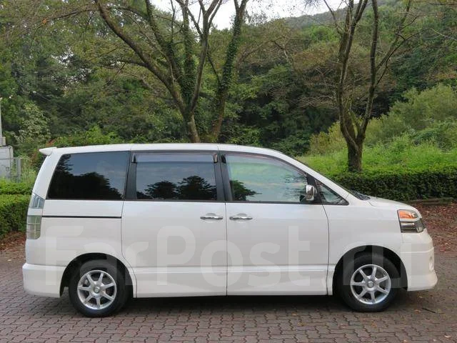 Toyota Voxy. �������, 4wd, 2.0 (152��.�.), ������, 80����. ��, �/�, ��� ���. ��� ����� �� ������������ ����