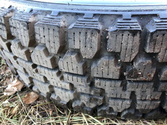 Bridgestone Blizzak PM-10. �����������, 2002 ���, �/�, ����� 5 % ����