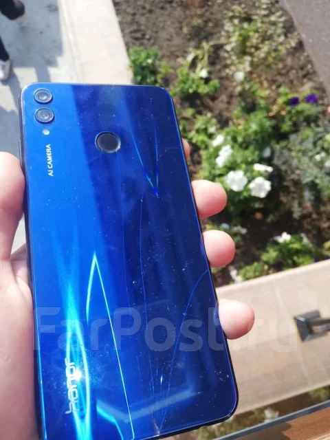 Honor 8X. �/�, �����, 4G LTE, Dual-SIM, ����������, NFC ����