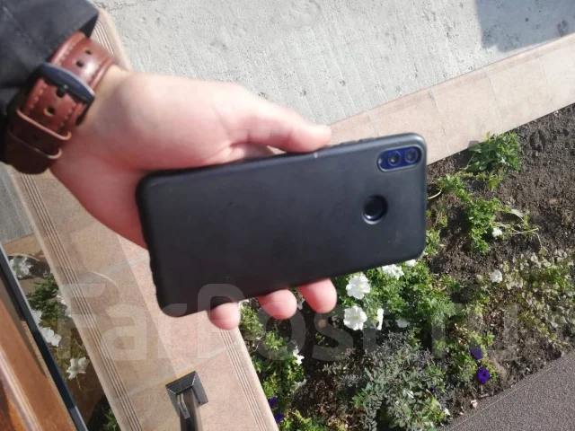 Honor 8X. �/�, �����, 4G LTE, Dual-SIM, ����������, NFC ����