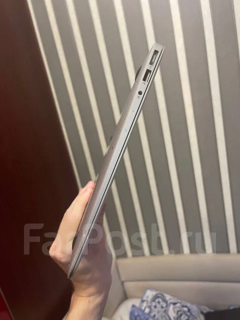 Apple MacBook Air 13 2017 Mid. 13", 1,8����, ��� 8 ��, ���� 128���, WiFi: 1, Bluetooth: 1, ����������� �� 7��. ����