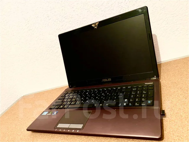 Asus K53SV. 15.6", 2,2����, ��� 4 ��, ���� 377���, WiFi: 1, Bluetooth: 1 ����