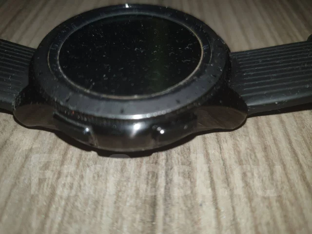 Samsung Galaxy Watch. NFC, IP68 ����