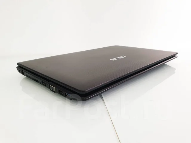 Asus X53. 15.6", 2,5����, ��� 4 ��, ���� 500���, WiFi: 1, Bluetooth: 1, ����������� �� 6��. ����