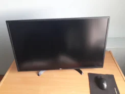 LG. 31.5" ����
