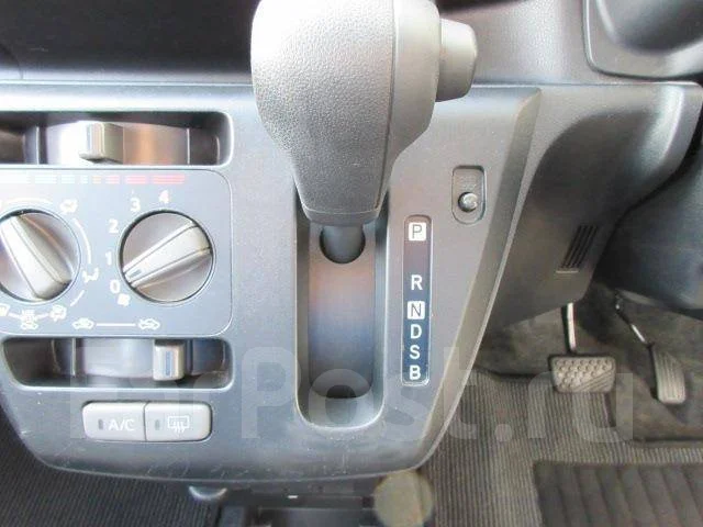 Daihatsu Mira e:S. ��������, ��������, 0.7 (49��.�.), ������, 60 000����. ��, �/�. ��� ����� �� ������������ ����