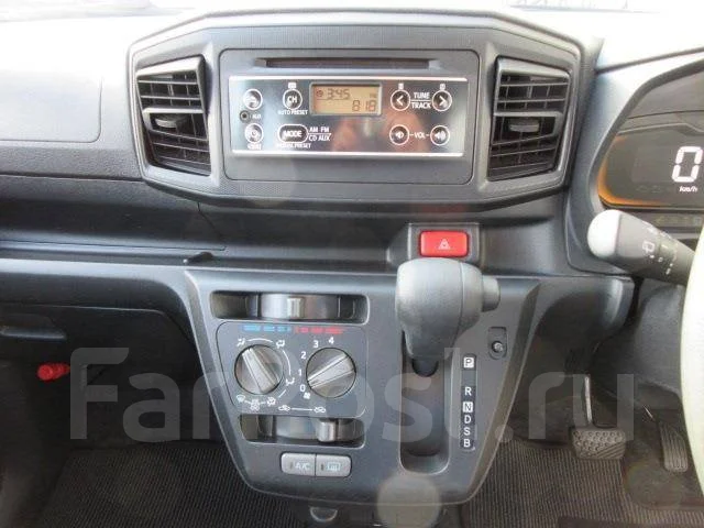 Daihatsu Mira e:S. ��������, ��������, 0.7 (49��.�.), ������, 60 000����. ��, �/�. ��� ����� �� ������������ ����
