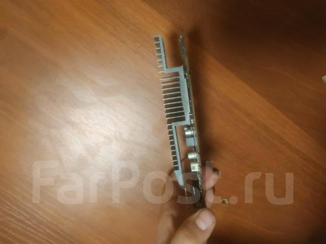 GeForce GT 1030 ����