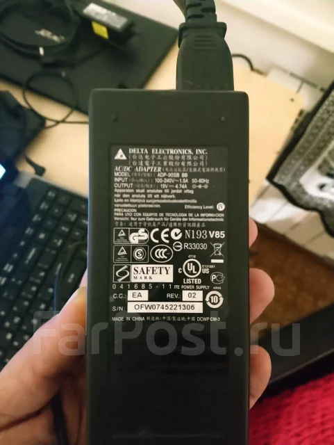 Acer Aspire 5553G. 15.6", 2,2����, ��� 2048 ��, ���� 670���, WiFi: 1, Bluetooth: 1, ����������� �� 1��. ����