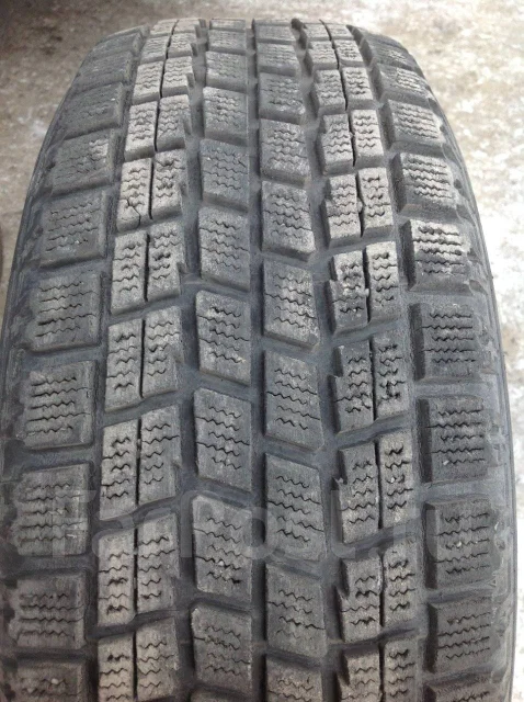 Bridgestone Blizzak WS-50. ������, ��� �����, �/�, ����� 35 % ����
