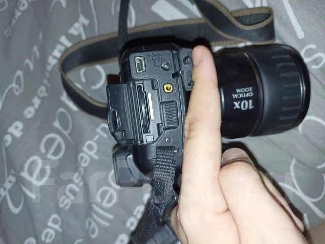 Fujifilm FinePix S5600 ����