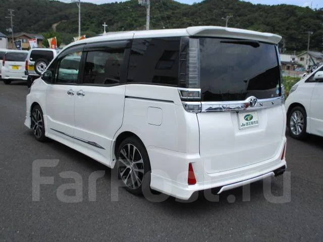 Toyota Voxy. �������, 4wd, 2.0, ������, 22 000����. ��, �/�. ��� ����� �� ������������ ����