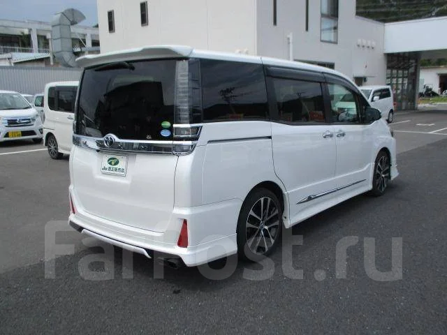 Toyota Voxy. �������, 4wd, 2.0, ������, 22 000����. ��, �/�. ��� ����� �� ������������ ����