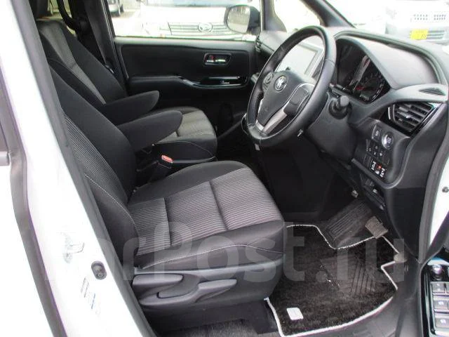 Toyota Voxy. �������, 4wd, 2.0, ������, 22 000����. ��, �/�. ��� ����� �� ������������ ����
