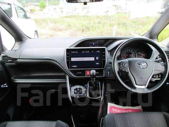 Toyota Voxy. �������, 4wd, 2.0, ������, 22 000����. ��, �/�. ��� ����� �� ������������ ����
