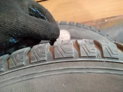 Dunlop SP Winter Ice 01. ������, ����������, 2011 ���, �/�, ����� 20 % ����