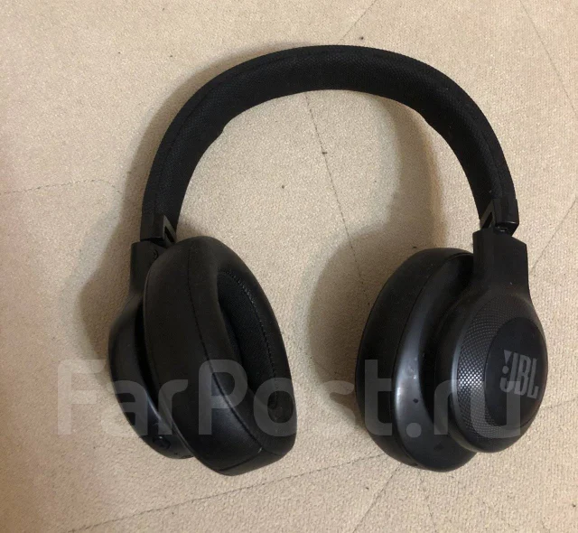 JBL E55BT ����