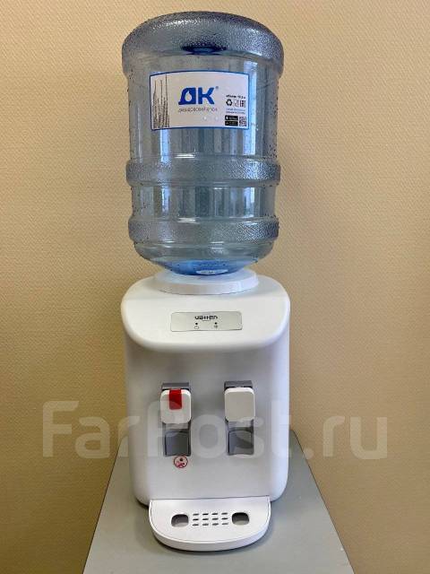 Диспенсер (кулep) для воды (Подарок 4 бутылки воды 19л) во Владивостоке
