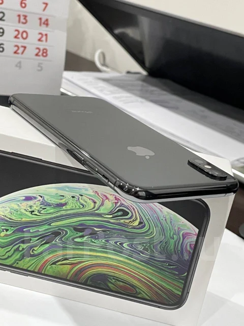 Apple iPhone Xs. �/�, 64 ��, ������, 4G LTE, NFC ����