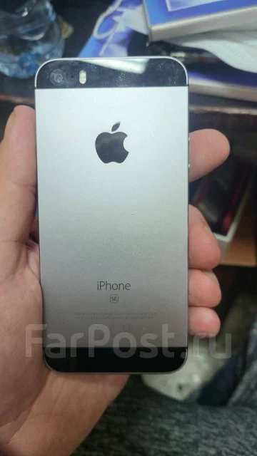 Apple iPhone SE. �/� ����
