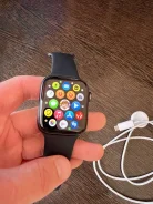Apple Watch SE. IP68 ����