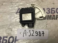 ����������� �������� ����� Audi A4 (B5) 8D2, 8D5, 8DA 1994 - 2001 8D1820511E 8D1820511E ����