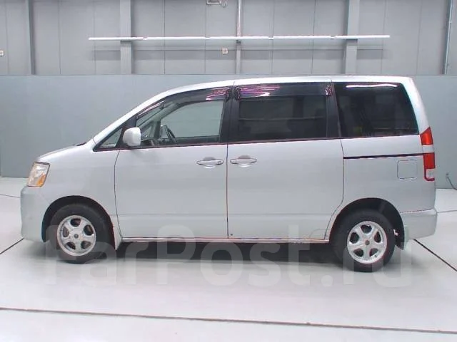 Toyota Noah. �������, 4wd, 2.0 (155��.�.), ������, 89 000����. ��, �/�, ��� ���. ��� ����� �� ������������ ����