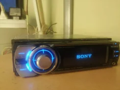 Sony CDX-GT929U ����