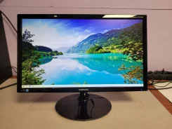 Samsung. 23", ���������� �� (LCD, LED, QLED) ����