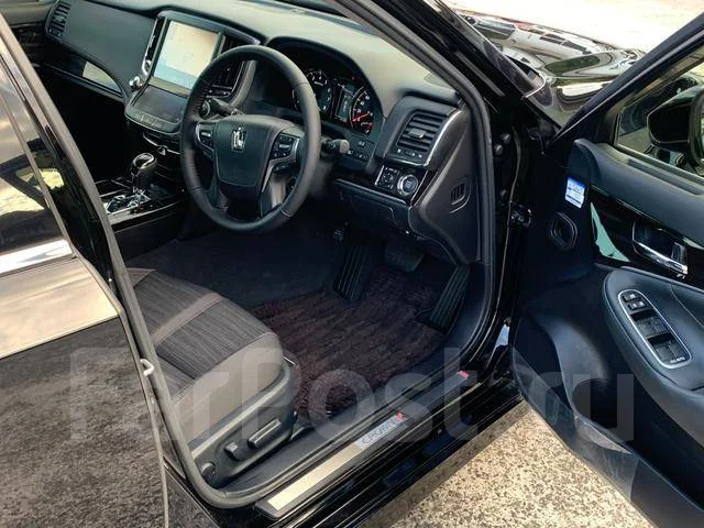Toyota Crown. 4wd, 2.5 (178��.�.), ������, 41 000����. ��, �/�. ��� ����� �� ������������ ����