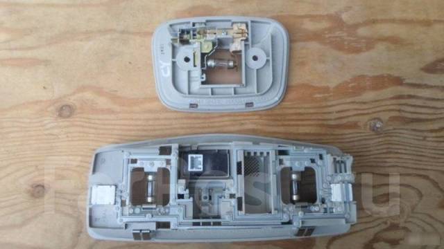 Плафон салона лансер 10 размер. Центральный плафон салона митсубиши. Плафон салона lancer 10. Артикул плафон салонный лансер 10. Плафон салона митсубиси лансер 10.