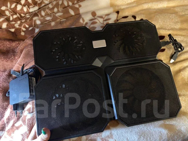 Lenovo IdeaPad 320. 15.6", 2,4����, ��� 8 ��, ���� 1 000���, WiFi: 1, Bluetooth: 1, ����������� �� 5��. ����