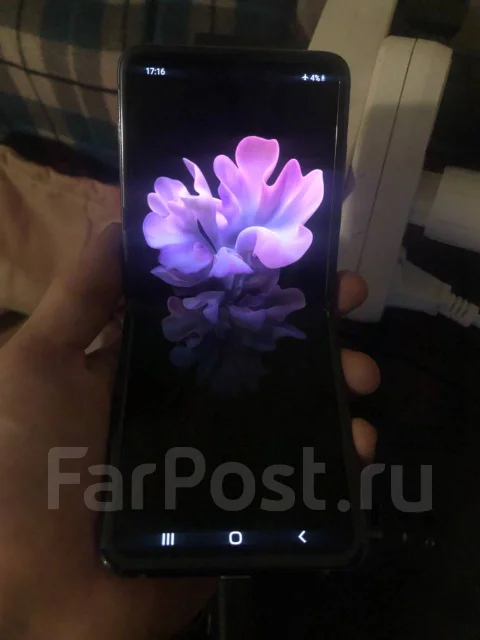 Samsung Galaxy Z Flip. �/�, ����������, 4G LTE, 5G ����