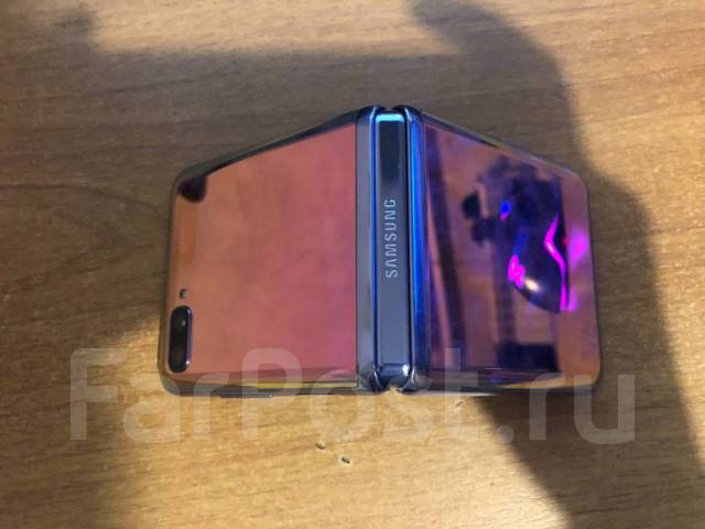 Samsung Galaxy Z Flip. �/�, ����������, 4G LTE, 5G ����