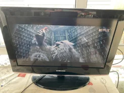 Samsung LE26B450C4W. LCD (��) ����