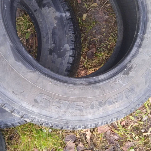 Bridgestone Blizzak LT. �����������, 2010 ���, �/�, ����� 60 % ����