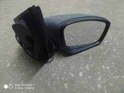 ������� Volkswagen Polo 10-20 �. � 6R0857537BGRU ����