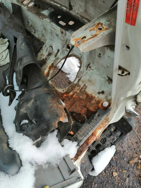 Toyota Hiace ����